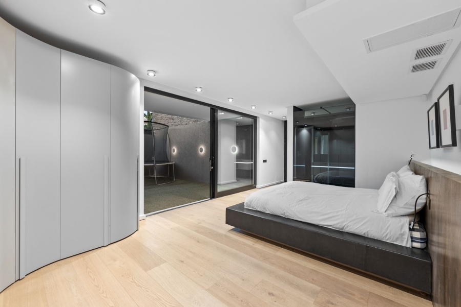 4 Bedroom Property for Sale in Camps Bay Western Cape